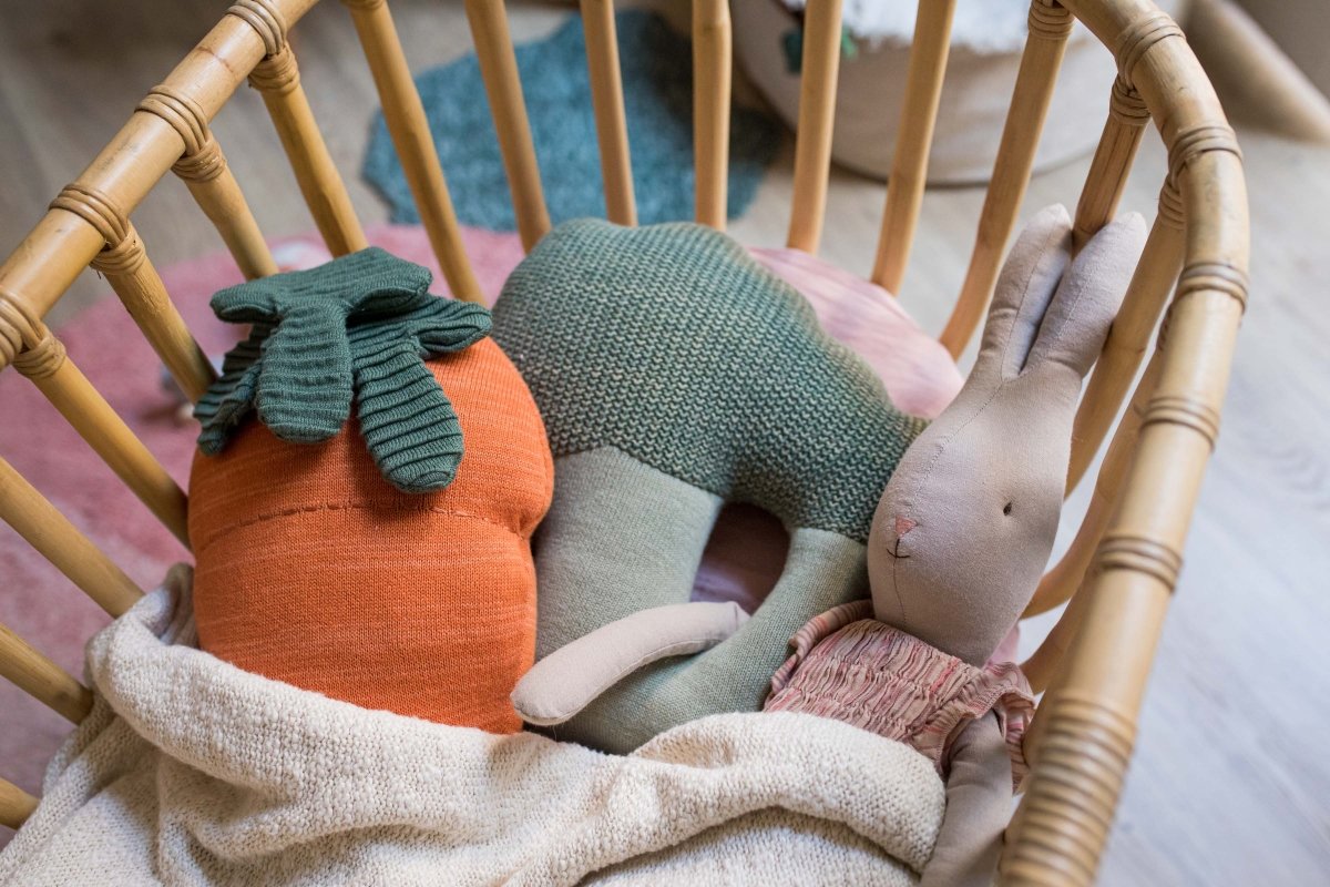 LORENA CANALS - Coussin Tricoté Cathy La Carotte