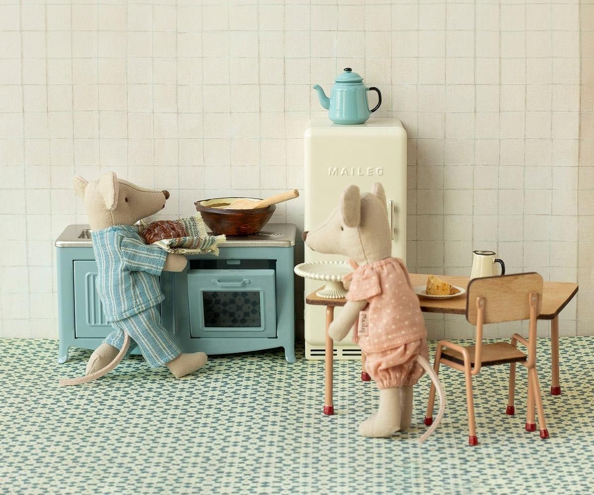 MAILEG - Ensemble table et chaises, Pour Souris Maileg - Rose foncé