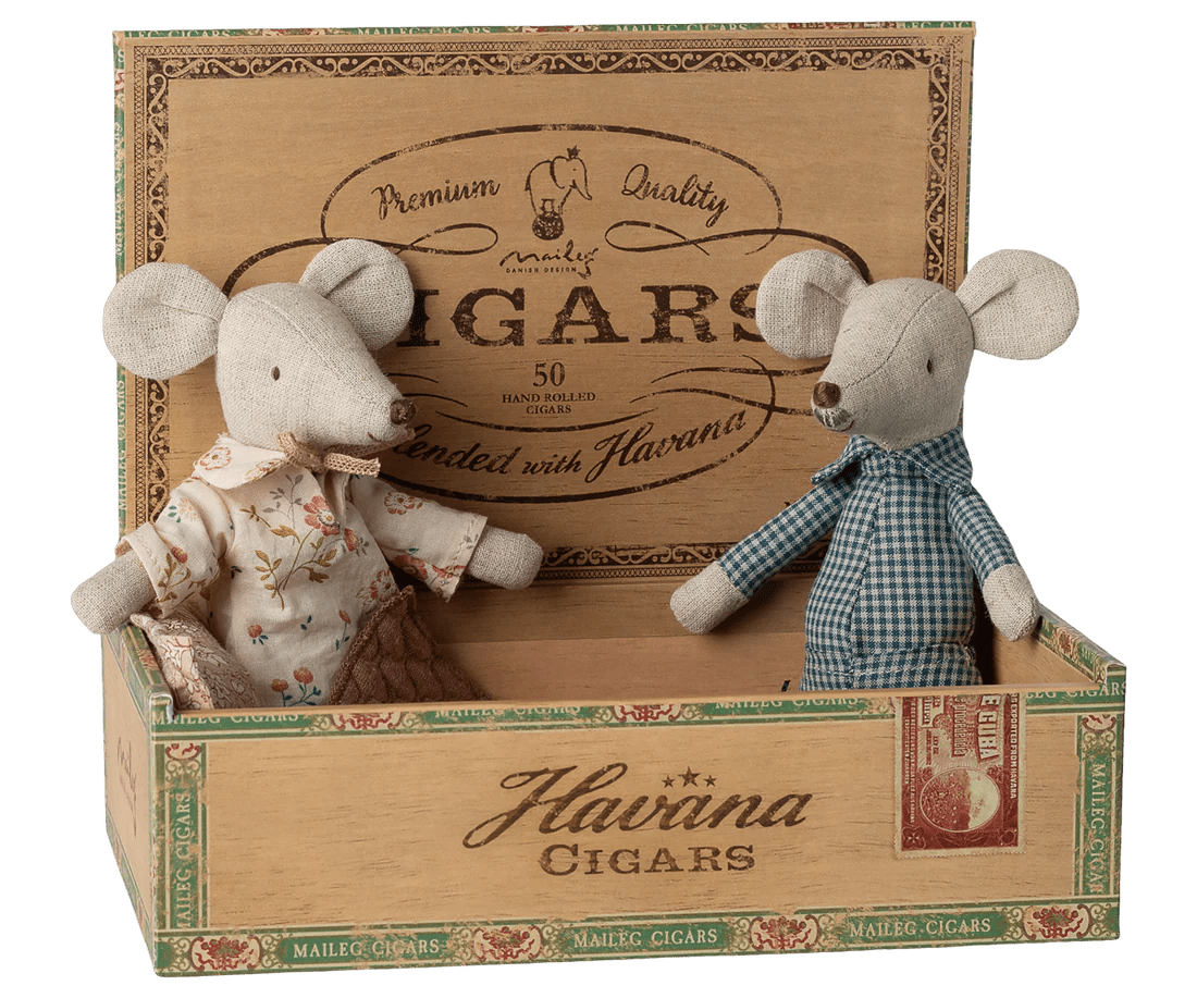 MAILEG-Grand-Mère & Grand-Père Souris Et Leur Boîte