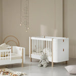 OLIVER FURNITURE - Lit Bébé Évolutif Wood Mini+, Blanc/Chêne