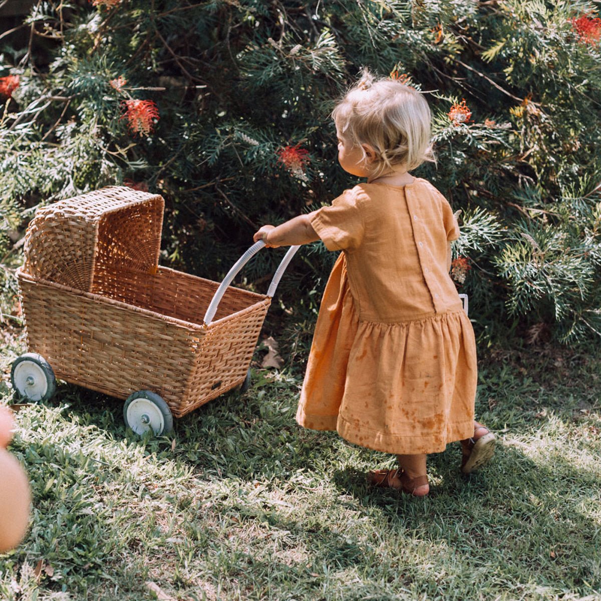 OLLI ELLA - Landau Chariot Poupées Strolley en Rotin - Naturel